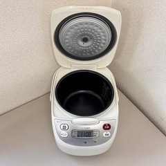 A1238🌟配送設置可🙌2020年製タイガー1.0Lジャー炊飯器　JBH-G2 ホワイト🌟の画像