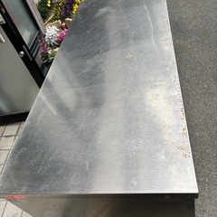 ステンレス製移動収納キャビネットの画像