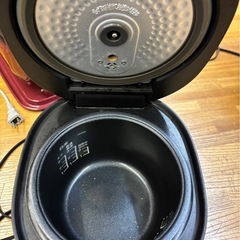 【2021年製】NRC-M05H1 マイコンジャー炊飯器　の画像