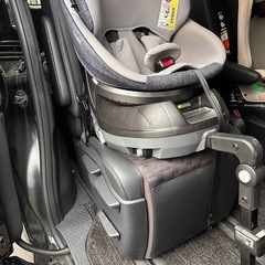 combi チャイルドシートの画像