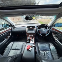 極美⭐︎車検10年２月⭐︎走行9万㌔⭐︎18後期マジェスタ⭐︎特別仕様車！最上級グレード フルオプション車両！本革 サンルーフ マークレビンソン 最近TOYOTAディーラー車検受けたばかり⭐︎車庫保管！状態いいです⭐︎不具合なしの画像