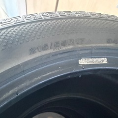 最終値下げです　スタッドレスタイヤ　美品の画像