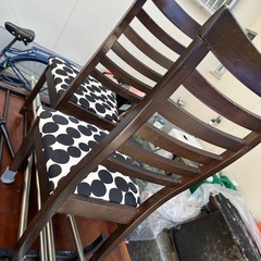 ダイニングテーブルの画像