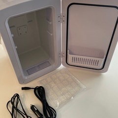 小型冷蔵庫の画像