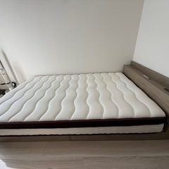 ラシク　セミダブルベッドフレームの画像