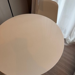 【美品】ラウンドテーブル　ダイニングテーブル　円卓の画像