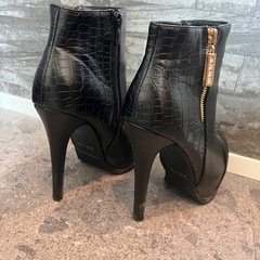 1週間限定投稿 ハイヒールブーツの画像