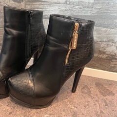 1週間限定投稿 ハイヒールブーツの画像