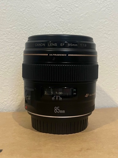 Canon EFレンズ EF85mm F1.8 USM 単焦点レンズ 中望遠