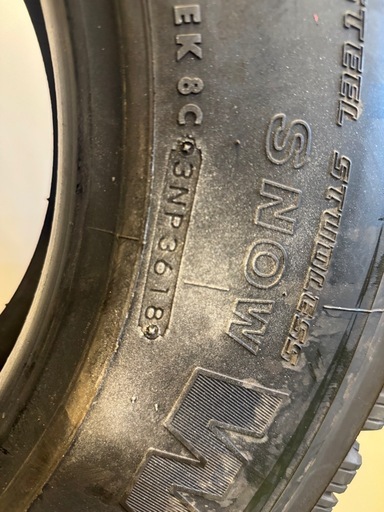 4tトラック　スタッドレス W910