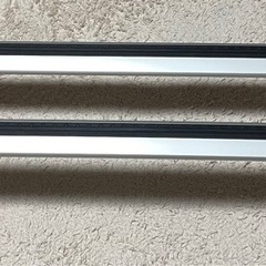 THULE WingBar 約135cm + Evo Clamp 7105 ルーフキャリアセット スーリーの画像