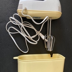 ハンドミキサー、シリコン容器、各種製菓型の画像