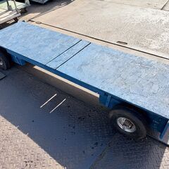 ミニトレーラー　ロングタイプ　車輪4つ　移動　運搬　運送の画像