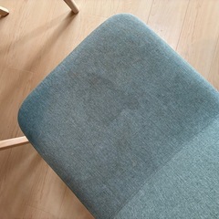 ダイニングテーブルの画像