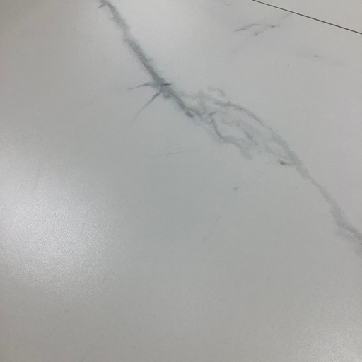 【トレファクラパーク岸和田店】ティ・アイ・アイのダイニングテーブルが入荷しました！
