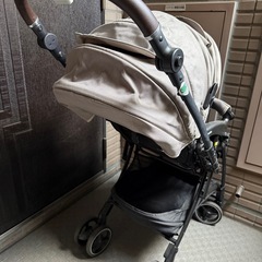 アップリカ　ラクーナ　クッション　フリー　プラスAC AB型ベビーカーの画像