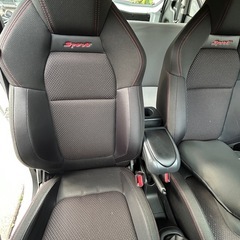 スイフトスポーツ（SWIFT SPORT）ZC33Sフロントシート右左セットの画像
