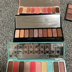まとめ売り セザンヌ他   メイクパレット チーク セットの画像