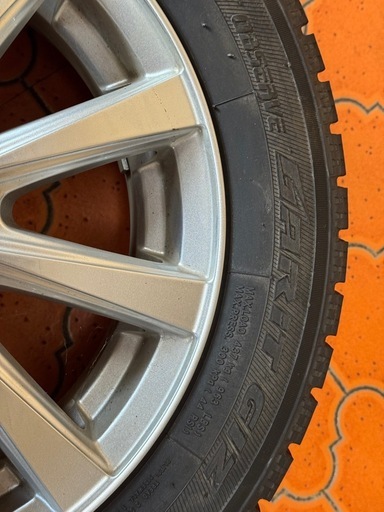 【値下げしました】（4本セットです）165/65/R14 スタッドレスタイヤとアルミホイールのセットです。