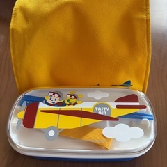 ミスタードーナツ　ノベルティ　お弁当箱4つ　醤油さしの画像