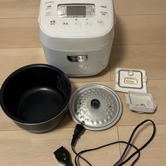 アイリスオーヤマ　炊飯器の画像
