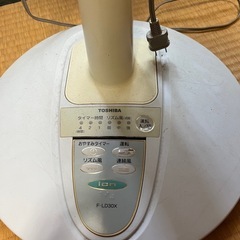 【無料で差し上げます！】リモコン付き扇風機
の画像