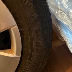 ハイエース純正タイヤホイールの画像