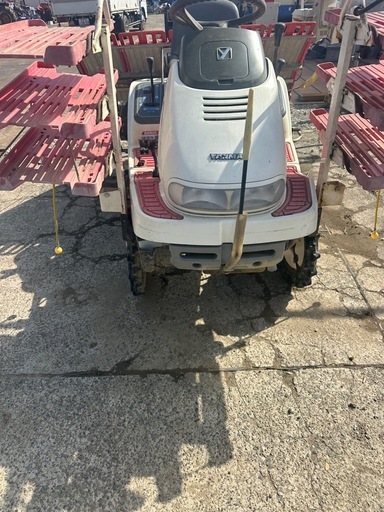 ヤンマー田植え機