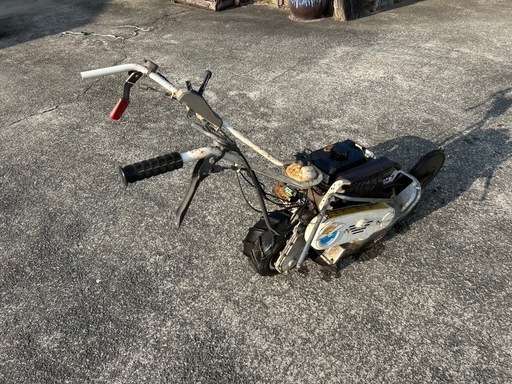 草刈機　自走式