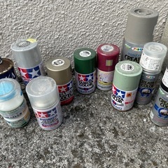 ラッカースプレーの画像