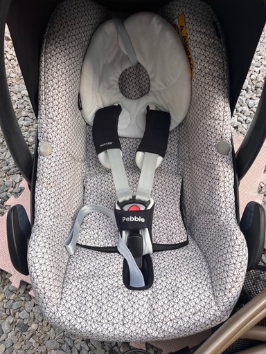 ベビーカー　チャイルドシートQuinny　Maxi-Cosi　新生児　マキシコシ　
