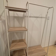 ハンガーラックの画像