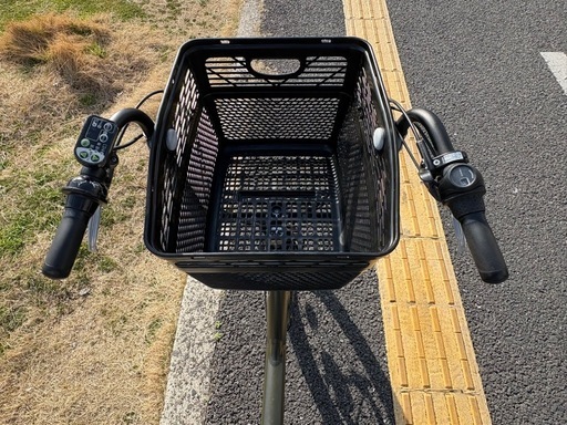 中古20㌅YAMAHA電動アシスト自転車　8.9Ah 大阪　083