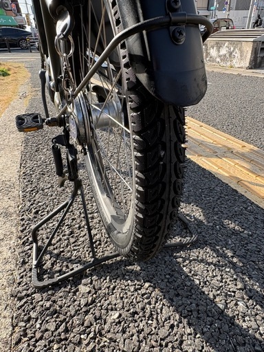 中古20㌅YAMAHA電動アシスト自転車　8.9Ah 大阪　083