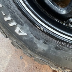 ハイエース　キャラバン　ホイールタイヤの画像