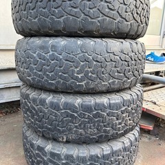 ハイエース　キャラバン　ホイールタイヤの画像