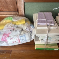 粗品　引き出物　タオル　大量　差し上げます。の画像