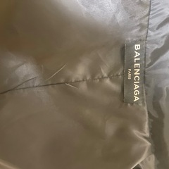 BALENCIAGA オペラレインコートの画像