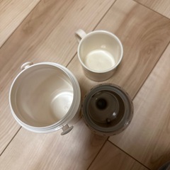 水筒　とコップ　ミッキーの画像