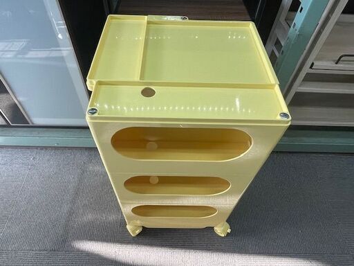 【リサイクルサービス八光】【幅43cm】お洒落な回転式収納ワゴン 3段 イエロー ボビーワゴンタイプ デザイナーズ家具風