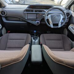 ★上級！実走行3.7万キロ！アクア【G】禁煙車！Pスタート！純正SDナビ！フルセグ！Bluetooth！バックカメラ！ETC！オートライト！の画像