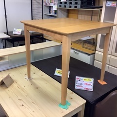 【リサイクルサービス八光】幅75cm　高コスパで大人気！ タンスのゲン チェルシー 2人掛けダイニングテーブル 正方形 モダンデザインの画像