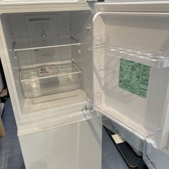 配達可【アクア】冷蔵庫135L★2024年製 クリーニング済み/6ヶ月保証付き★100Lクラス【管理番号0307】野の画像