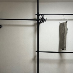 突っ張りハンガーラックの画像