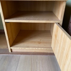 ベッドサイドテーブルの画像