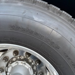 710R　295/80R22.5 ヨコハマ　アルミホイール　大型トラック　6本セット　の画像