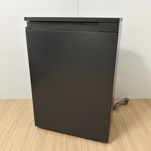 美品 アイリスオーヤマ 2023年製　冷蔵庫 66L　IRSN-7A-B  ブラック