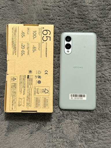 【3/12まで引取】美品！洗えるスマホ arrows We2 箱付き