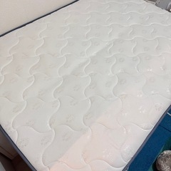 Inofia ダブルマットレス 厚さ22cm ポケットコイル 美品の画像