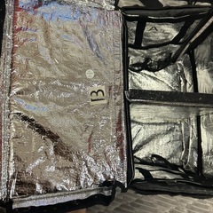 uber eatのカバンの画像